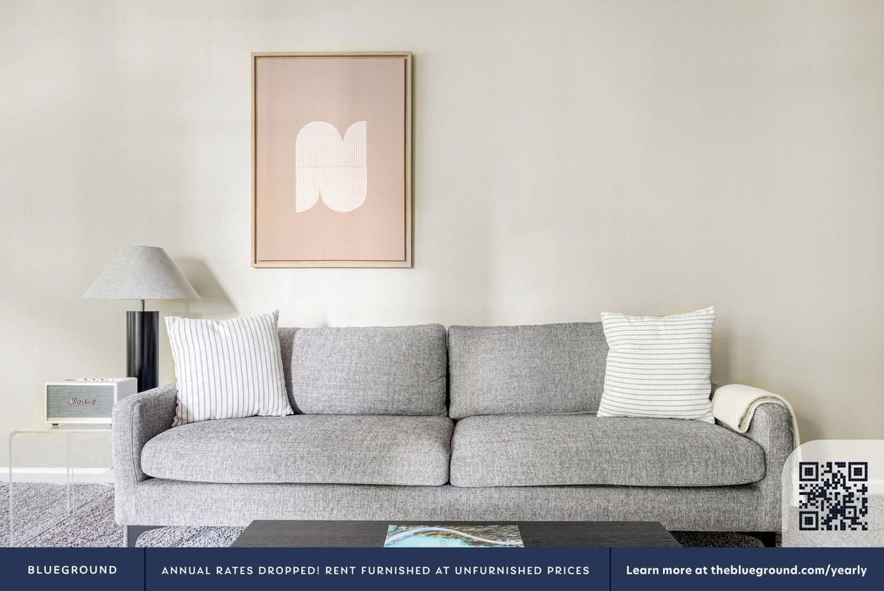 1530 Vista Club Cir #645 - Photo 4 of 30