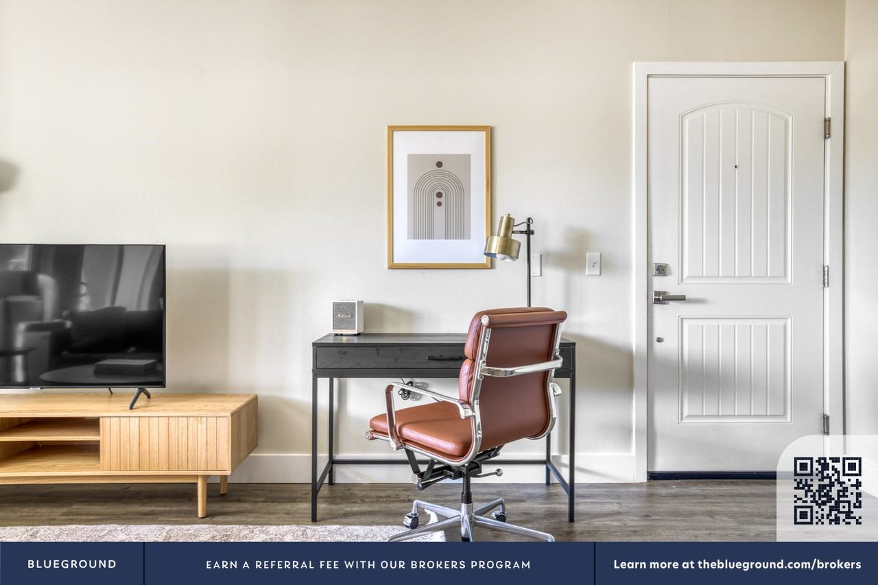 12530 Braddock Drive - Photo 5 of 46