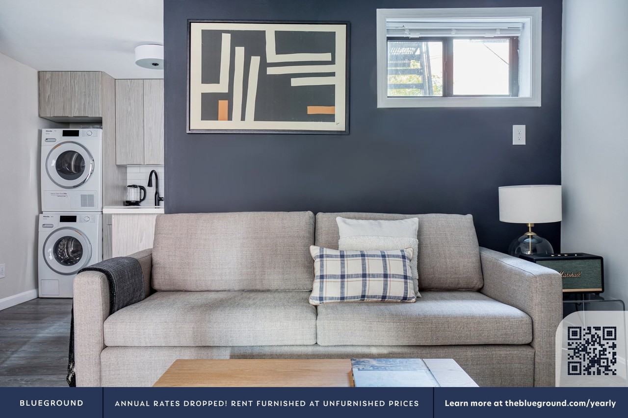 125 Salem Street - Photo 4 of 18