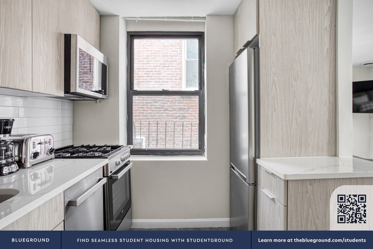 125 Salem Street - Photo 7 of 18