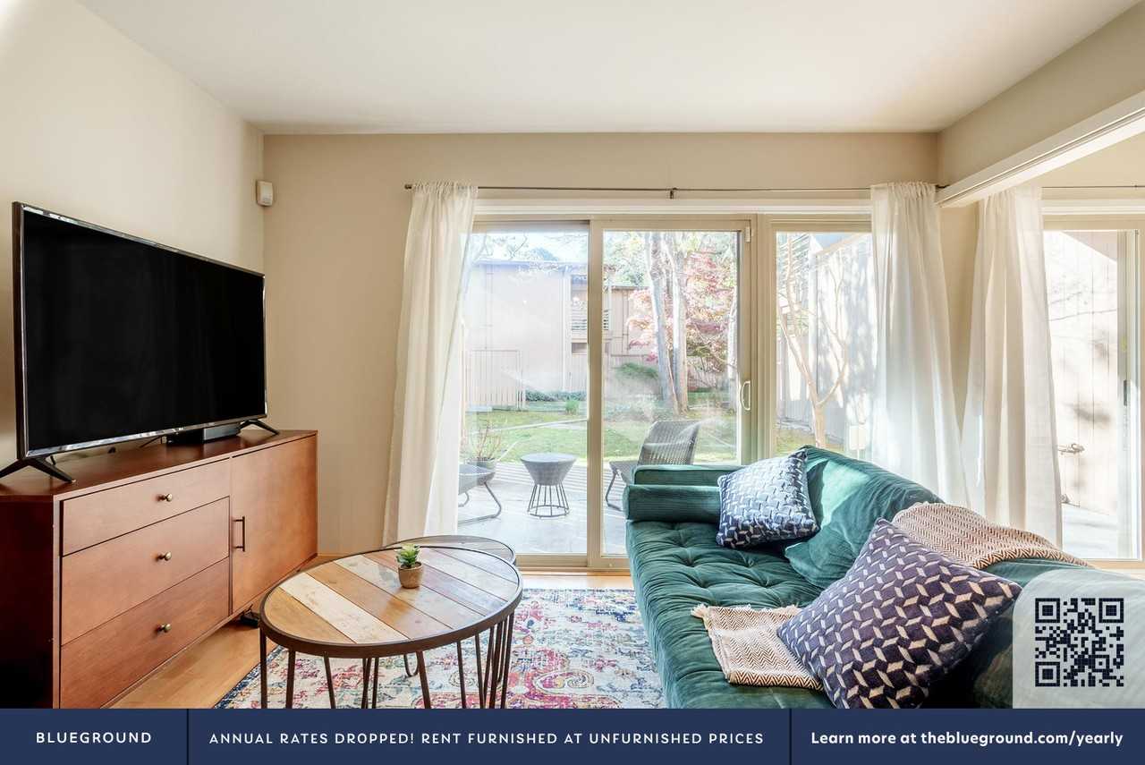 580 Channing Ave #1647 - Photo 4 of 17