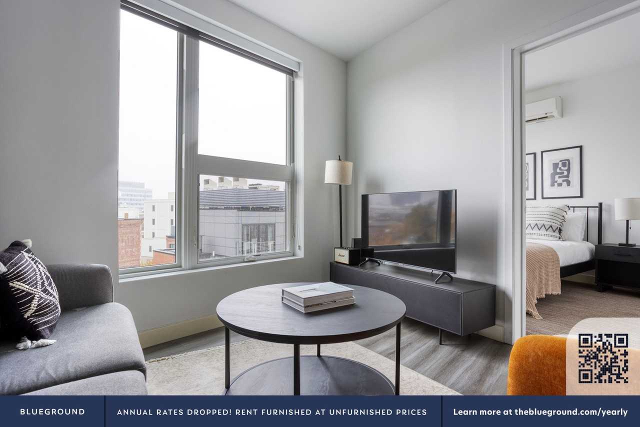 5 Columbia Street - Photo 4 of 33