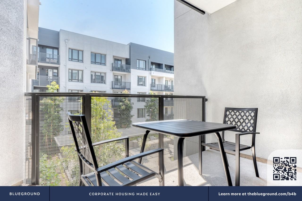 3560 Rambla Pl #1404 - Photo 6 of 48