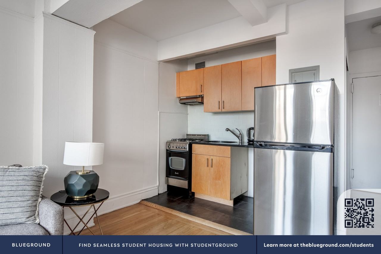 150 East 39th Street - Photo 7 of 39