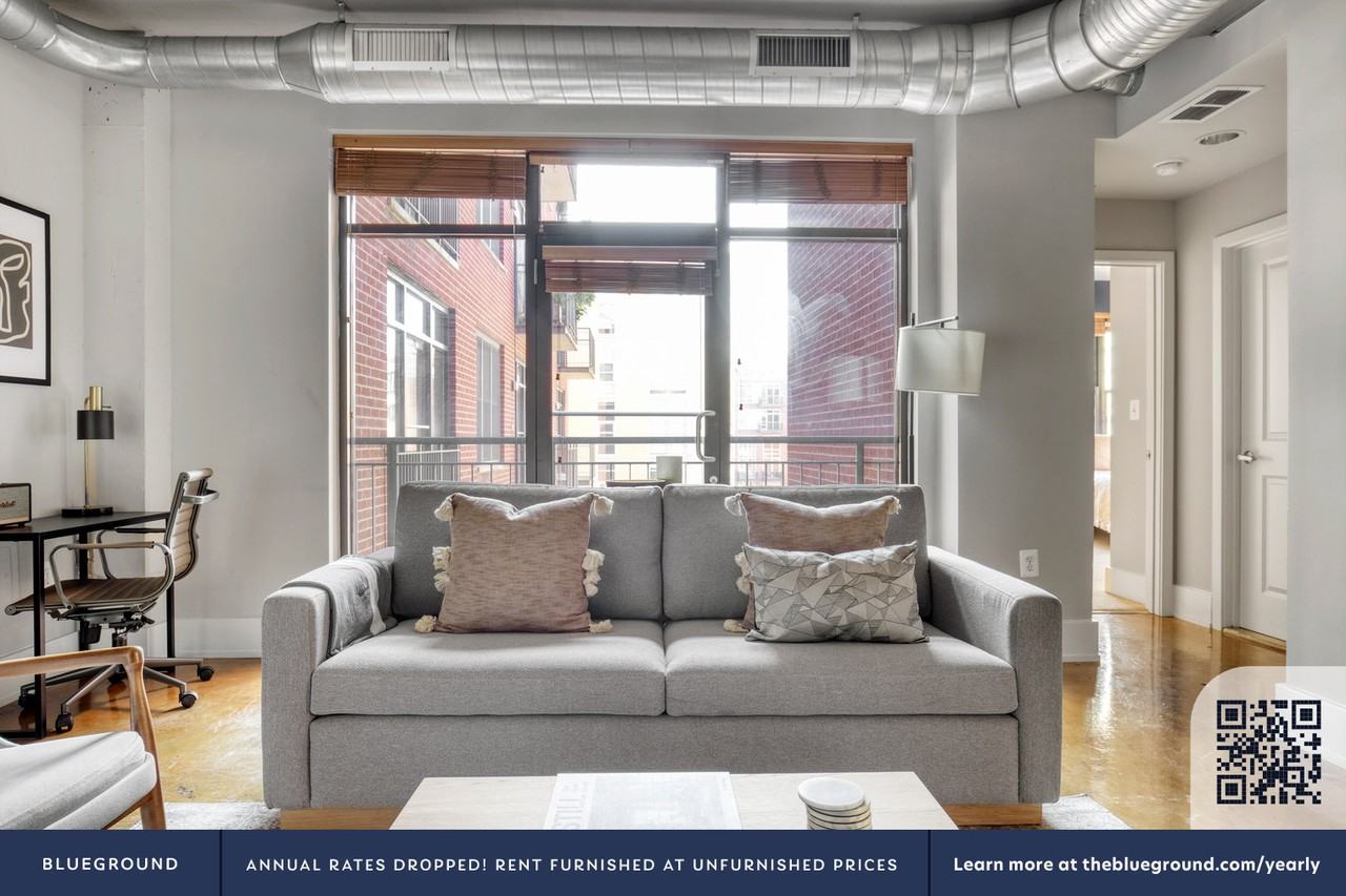 1425 P Street Northwest - Photo 3 of 33