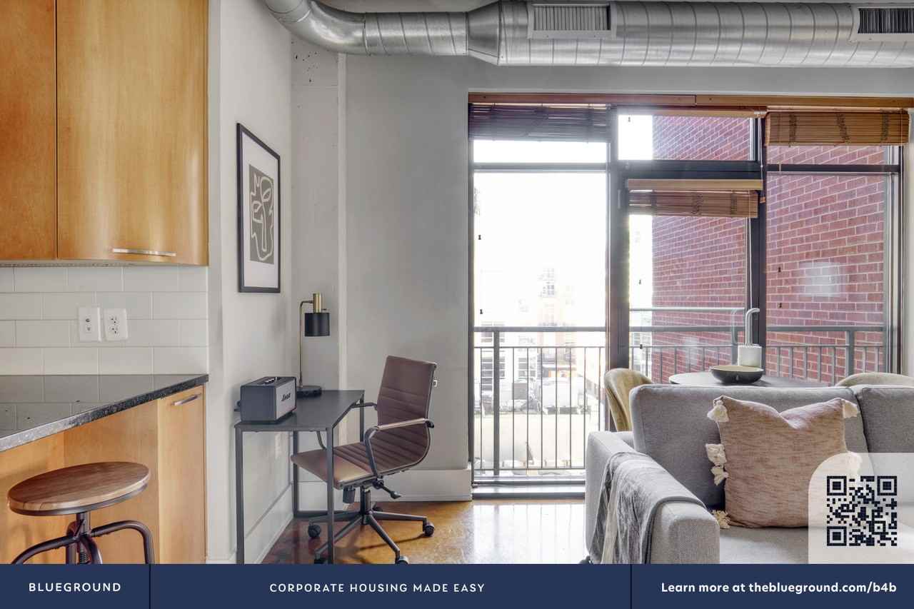 1425 P Street Northwest - Photo 5 of 33