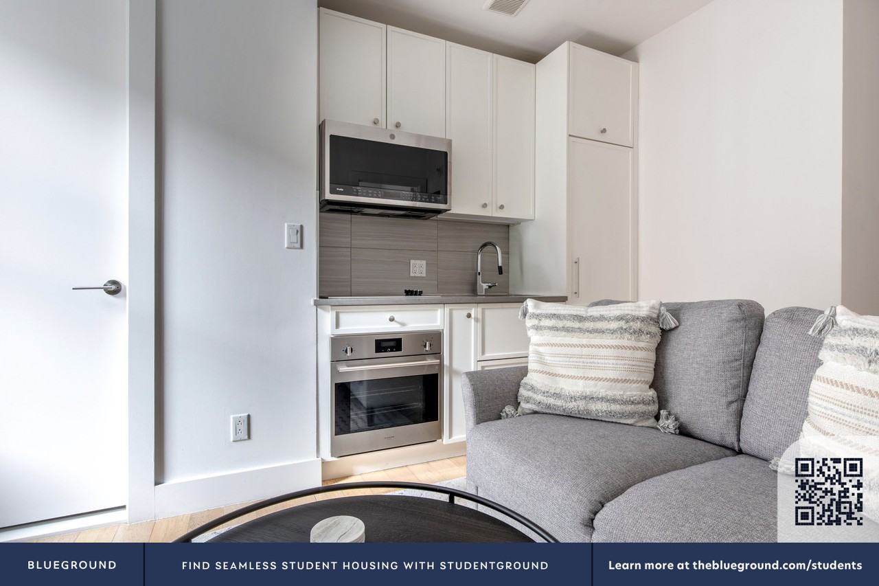 236 W 10th St #1334 - Photo 7 of 17