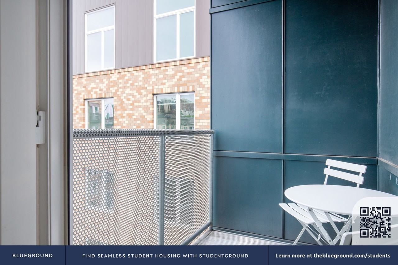 1260 Republican St #277 - Photo 7 of 42