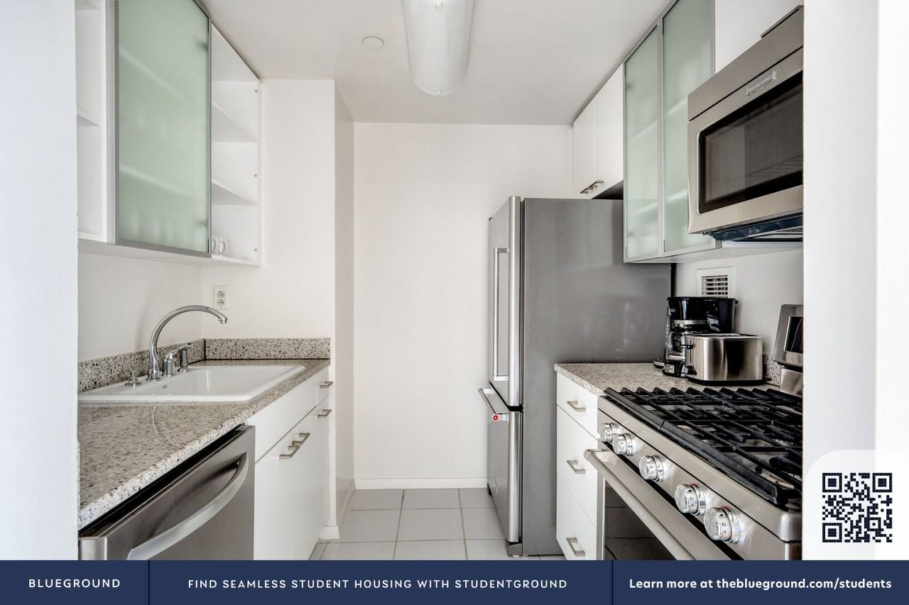 180 West 20th Street - Photo 7 of 50