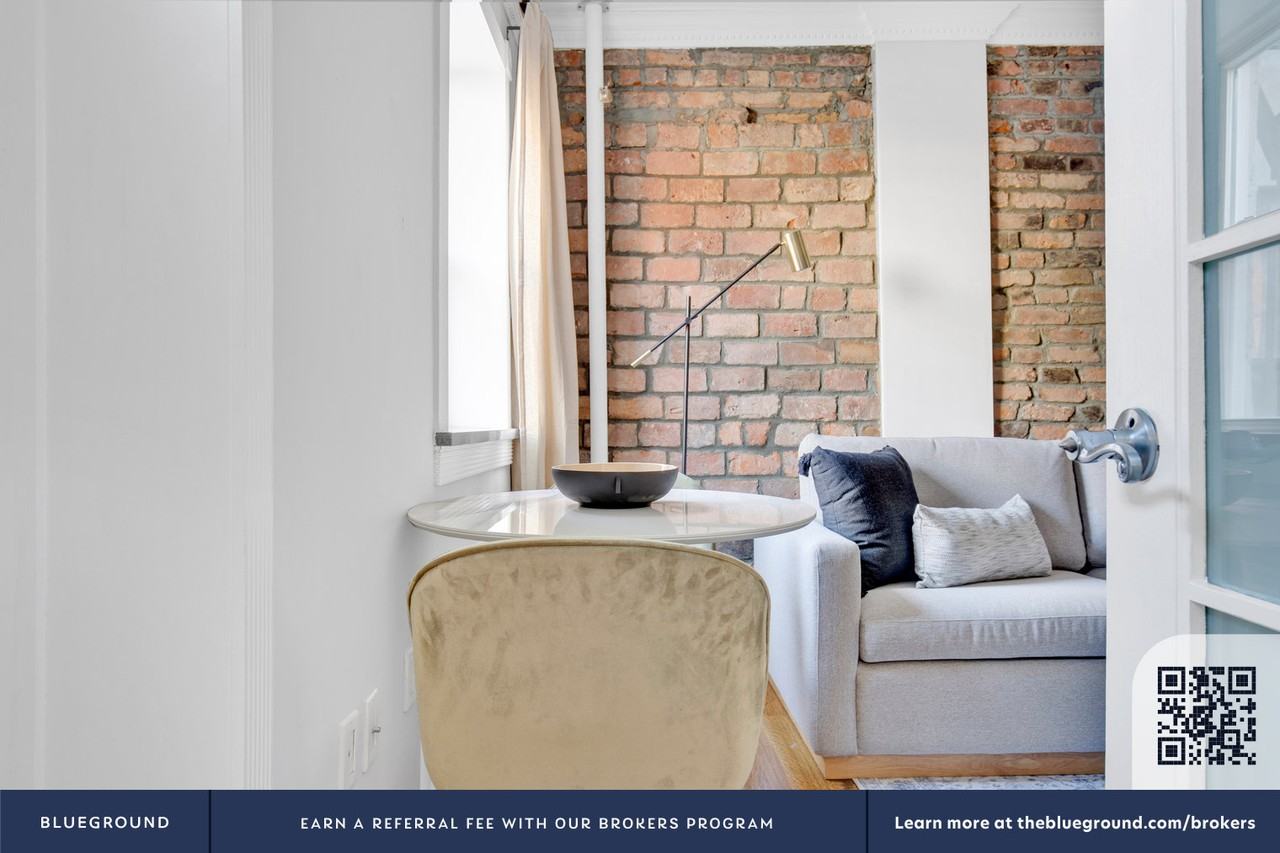 229 1st Avenue - Photo 5 of 29