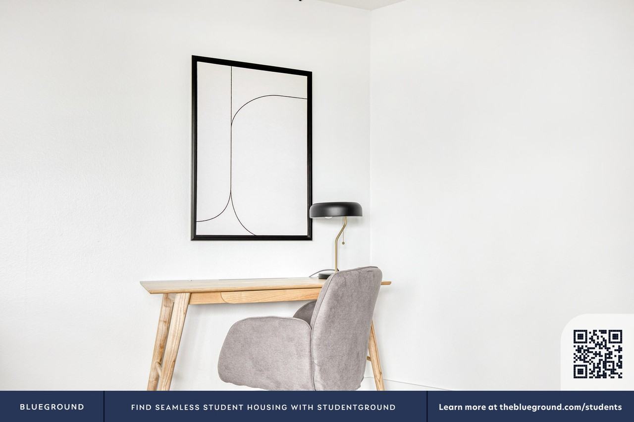 350 The Village - Photo 7 of 65