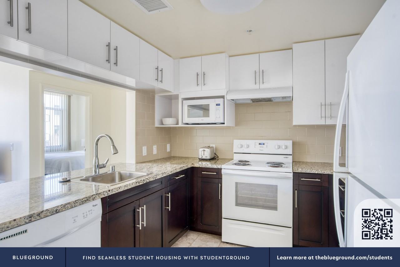 2865 Park Boulevard - Photo 7 of 215