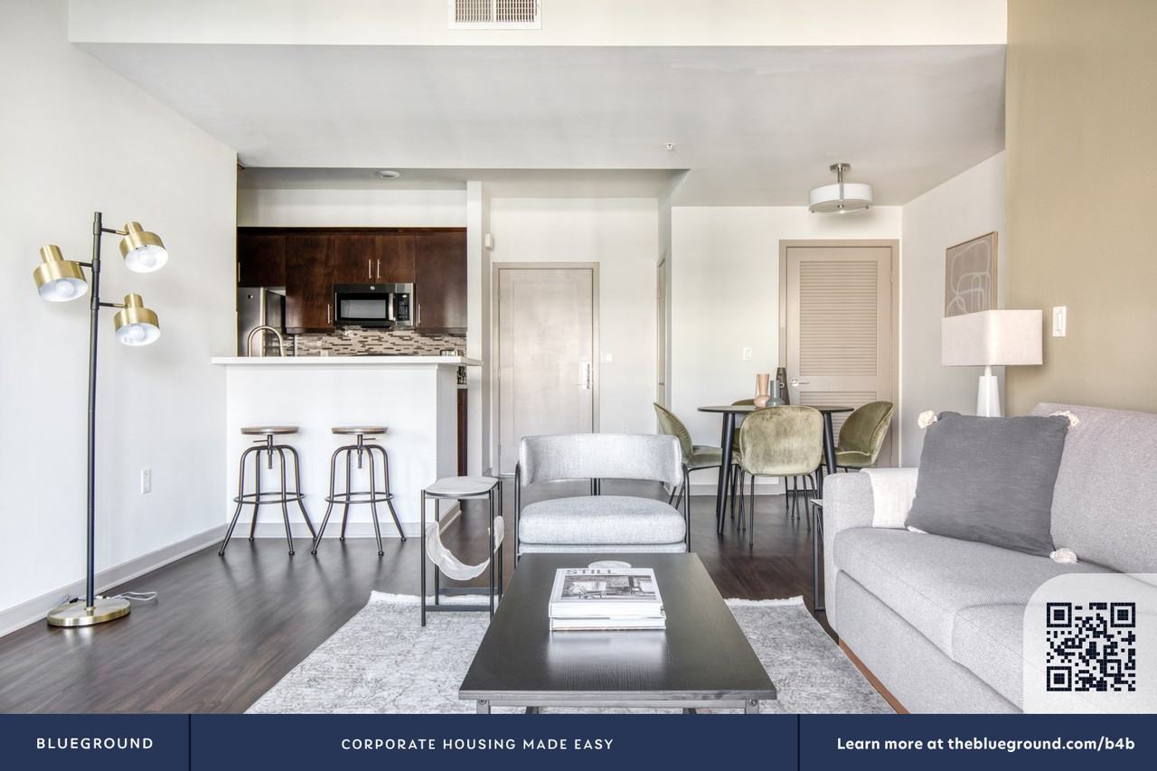 11130 Otsego Street - Photo 6 of 65