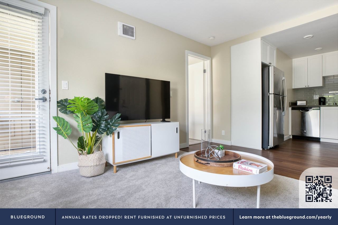 7295 Charmant Drive #44 - Photo 4 of 33