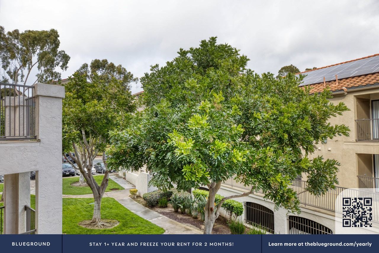 7295 Charmant Dr #44 - Photo 7 of 18