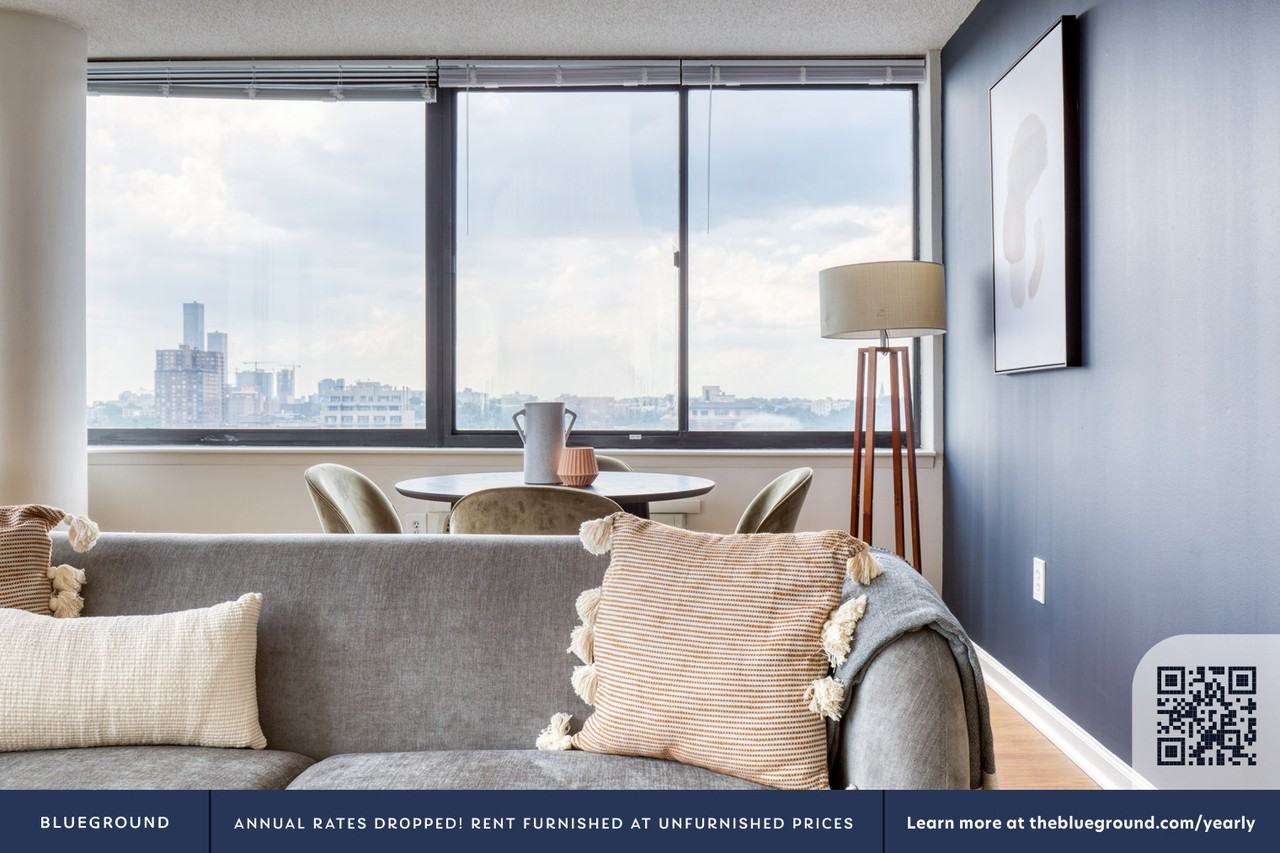 77 Park Ave #902 - Photo 4 of 31