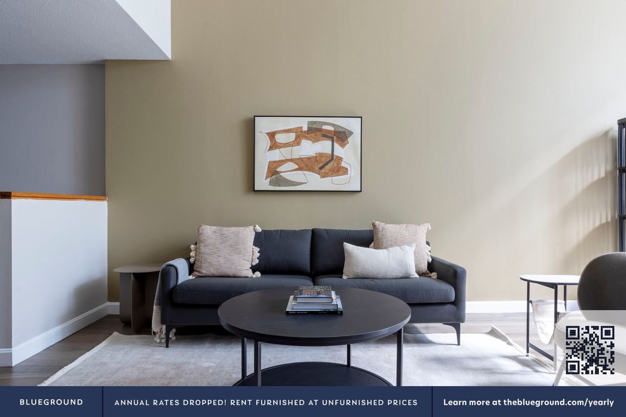 129 Franklin Street - Photo 4 of 21