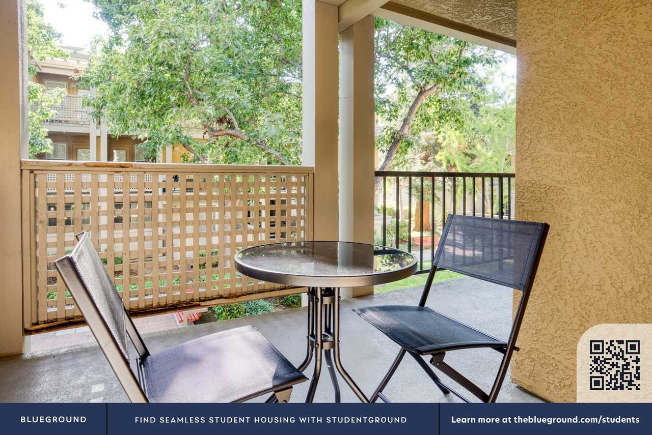 1539 Vista Club Cir #646 - Photo 6 of 34