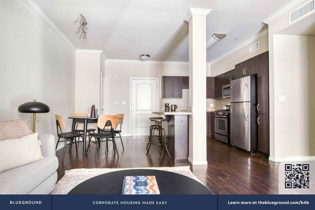 6355 De Soto Avenue - Photo 6 of 62