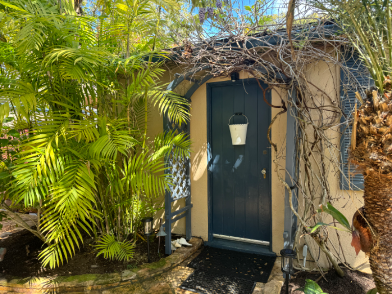 327 San Fernando St - Photo 2 of 13