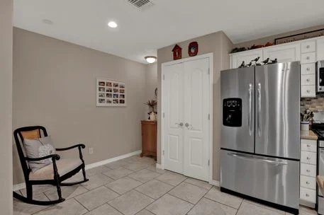 712 Englemann Oak Dr #NA - Photo 3 of 21