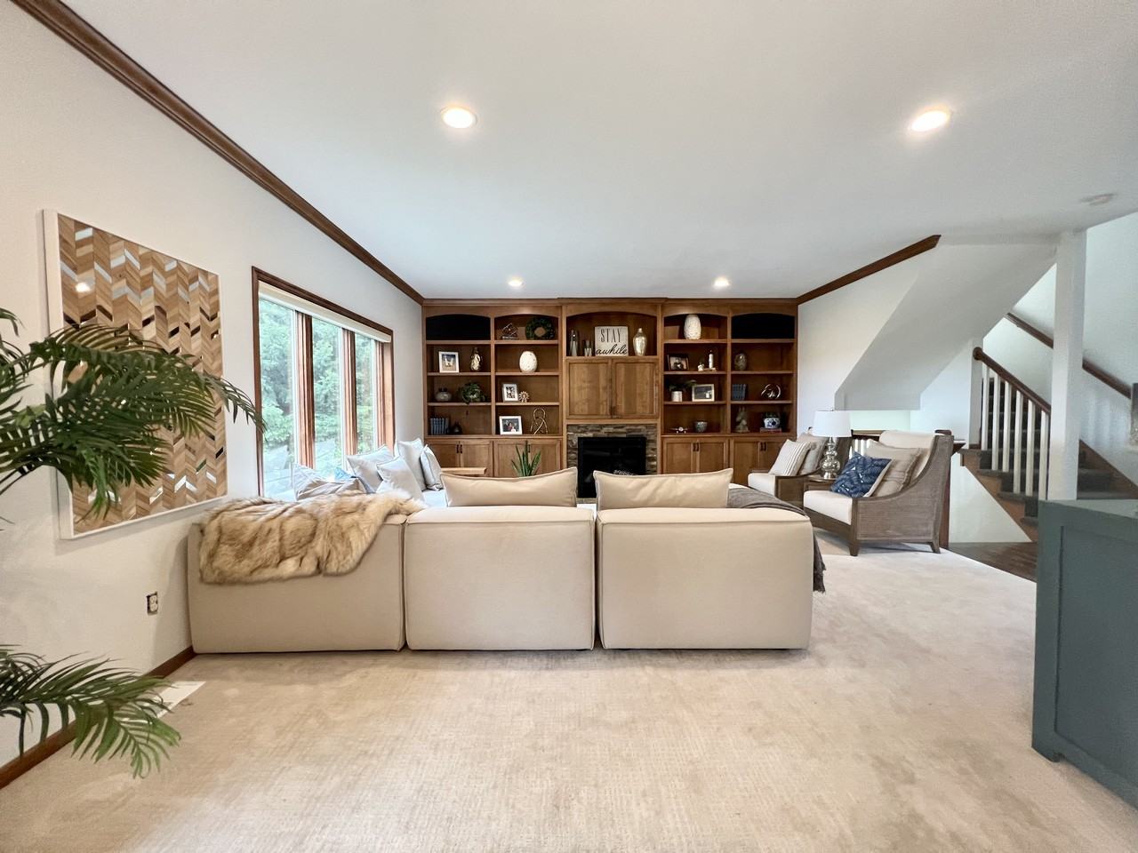 645 Ramsey Cir #NA - Photo 3 of 24