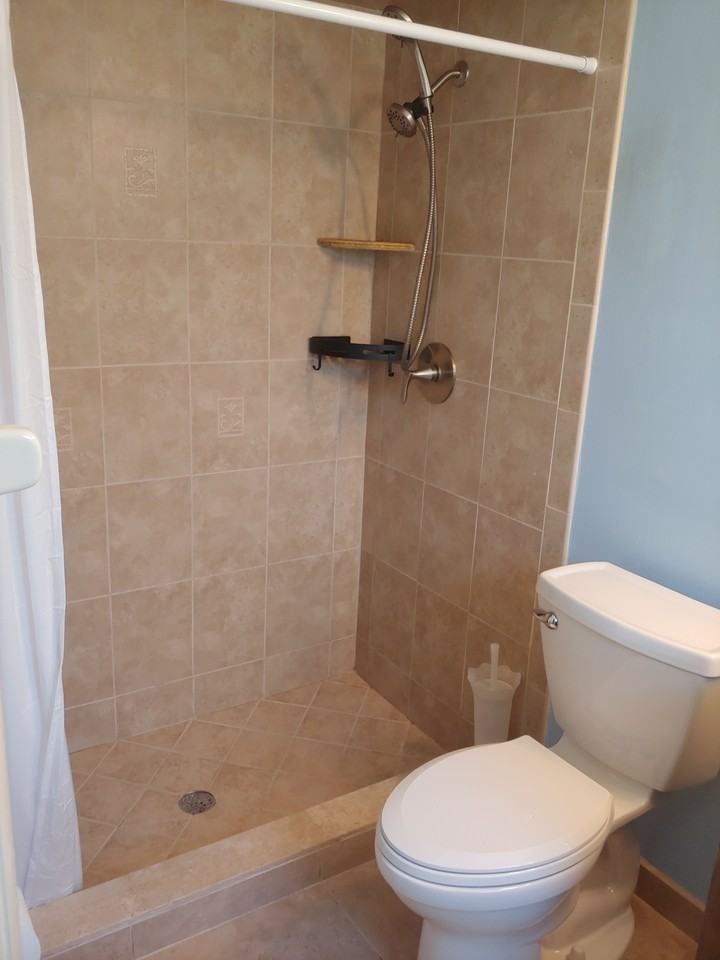 1005 Sw 33rd Ter #NA - Photo 3 of 13