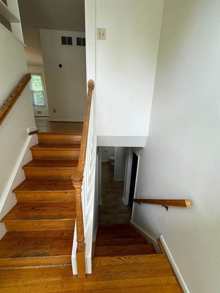 2508 Saint John Pl - Photo 3 of 43