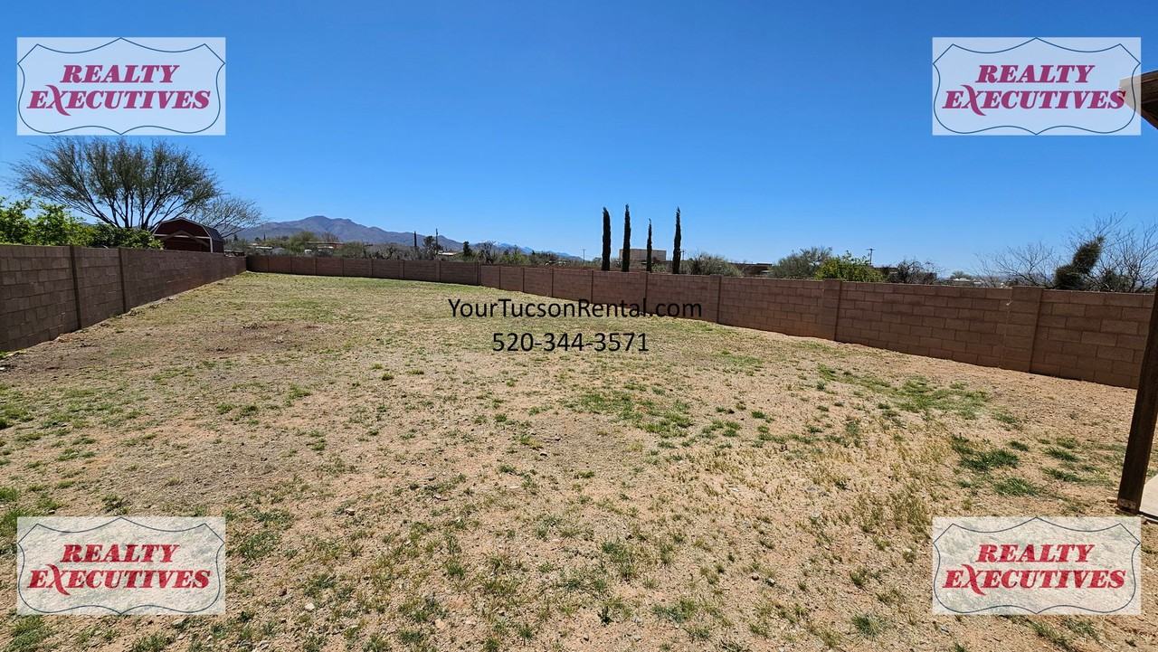 2480 E Andrada Rd - Photo 4 of 45