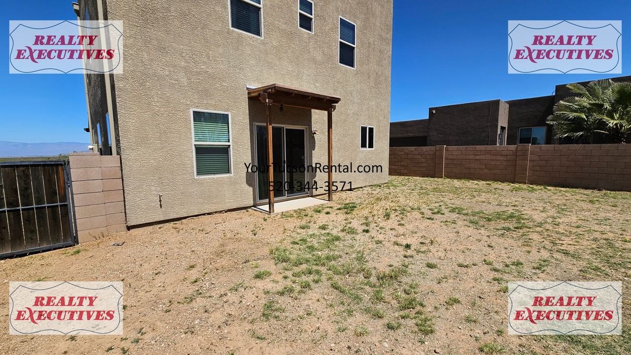 2480 E Andrada Rd - Photo 5 of 45
