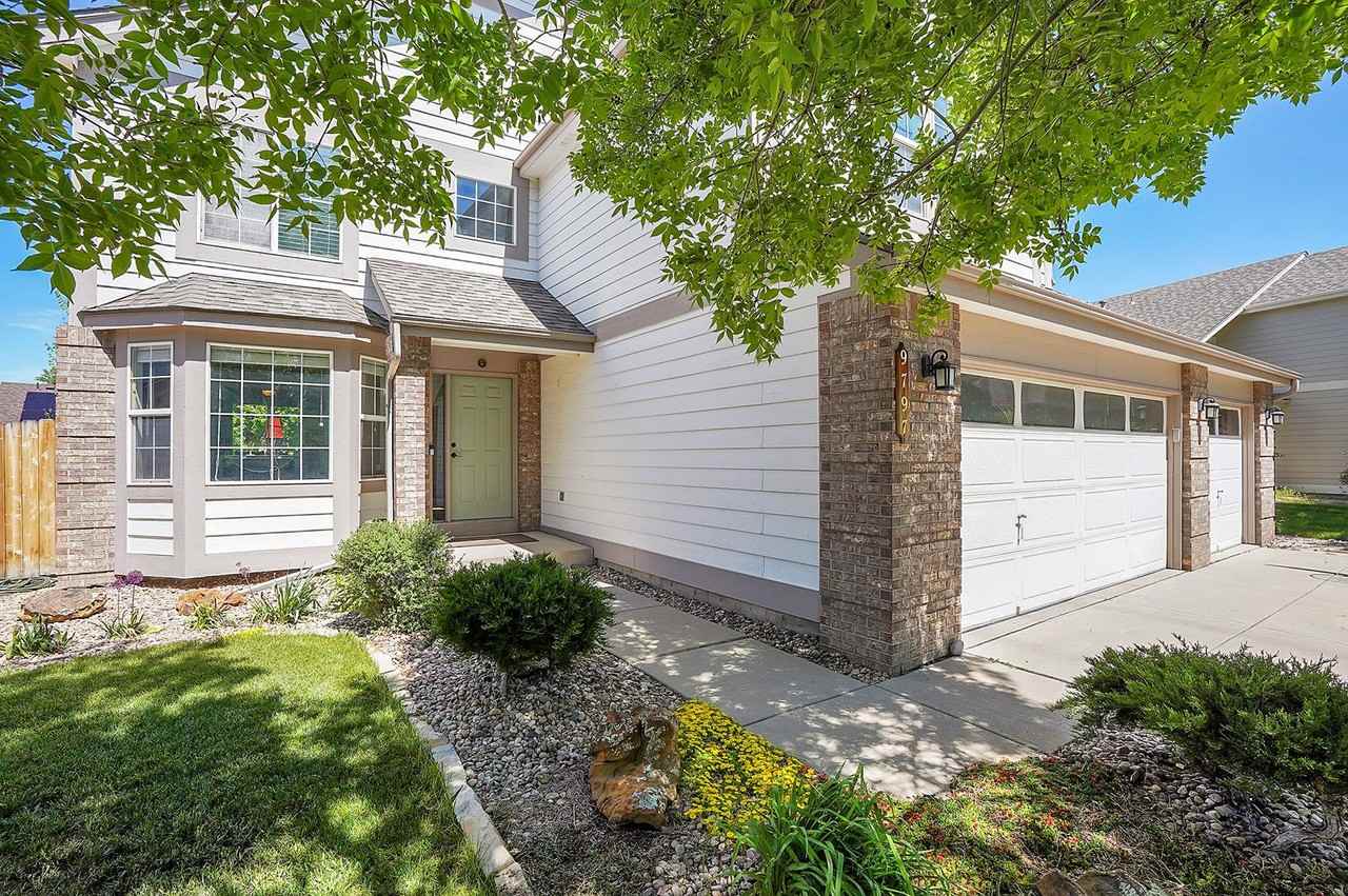 9797 Newland Ct - Photo 2 of 30