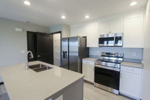 featured image of 2000 Legacy Ln #305