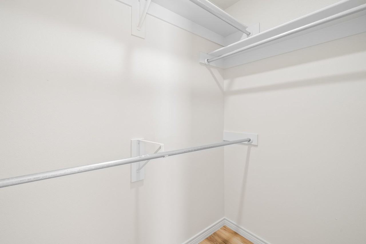 115 Fm 789 Unit B - Photo 2 of 28