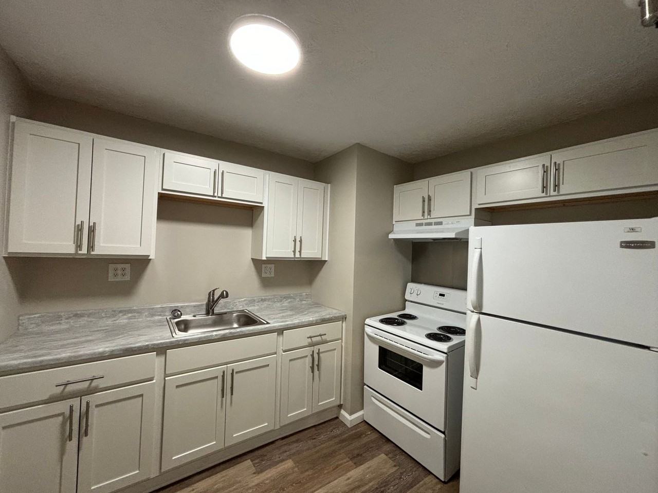 19 Sherman Ave - Photo 2 of 17