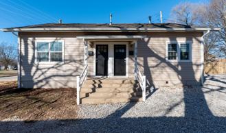 615 W Madison - Photo 1 of 1