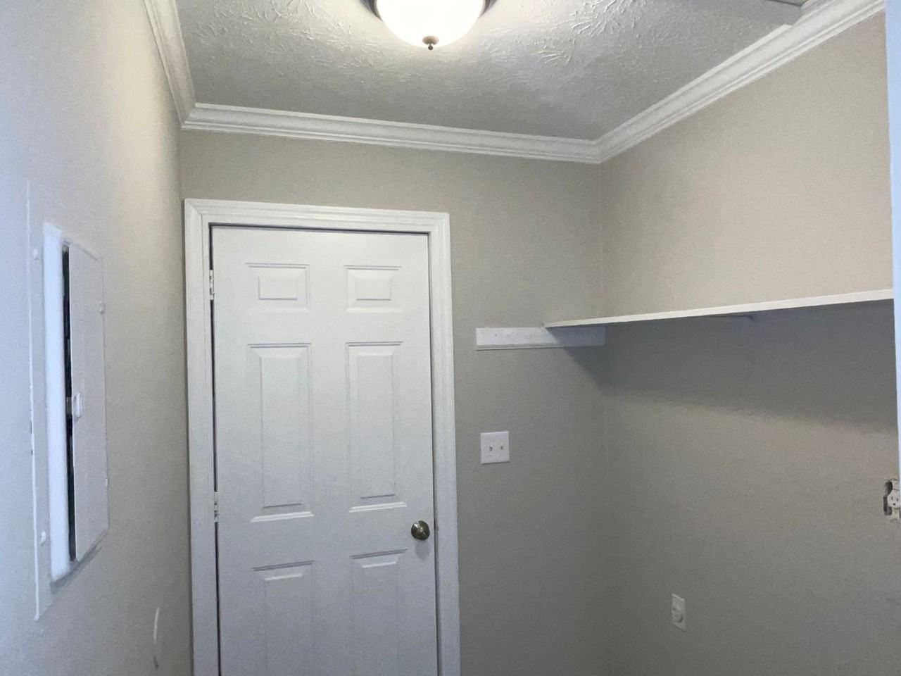 8759 Embrey Dr - Photo 6 of 16