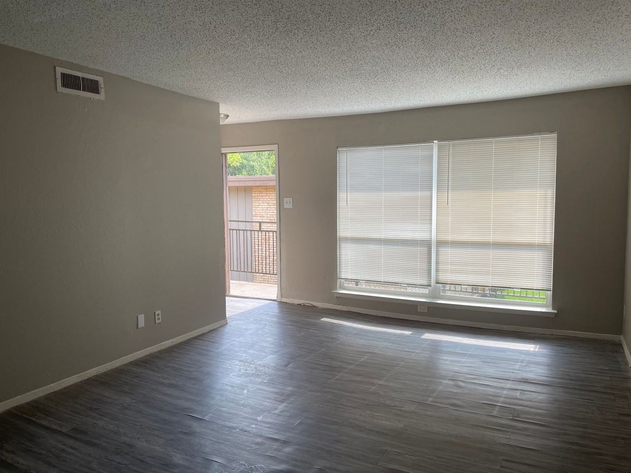 Spring Creek Apartments - Photo 2 of 8