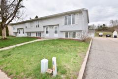 1124 10th Ave N - Photo 1 of 1