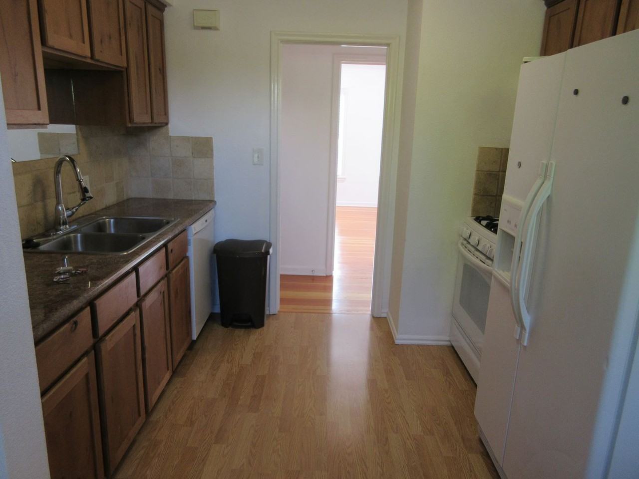 492 S 150 W - Photo 5 of 20
