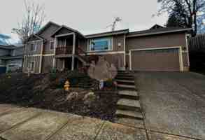 featured image of 158 Rolling Hills Ave Se