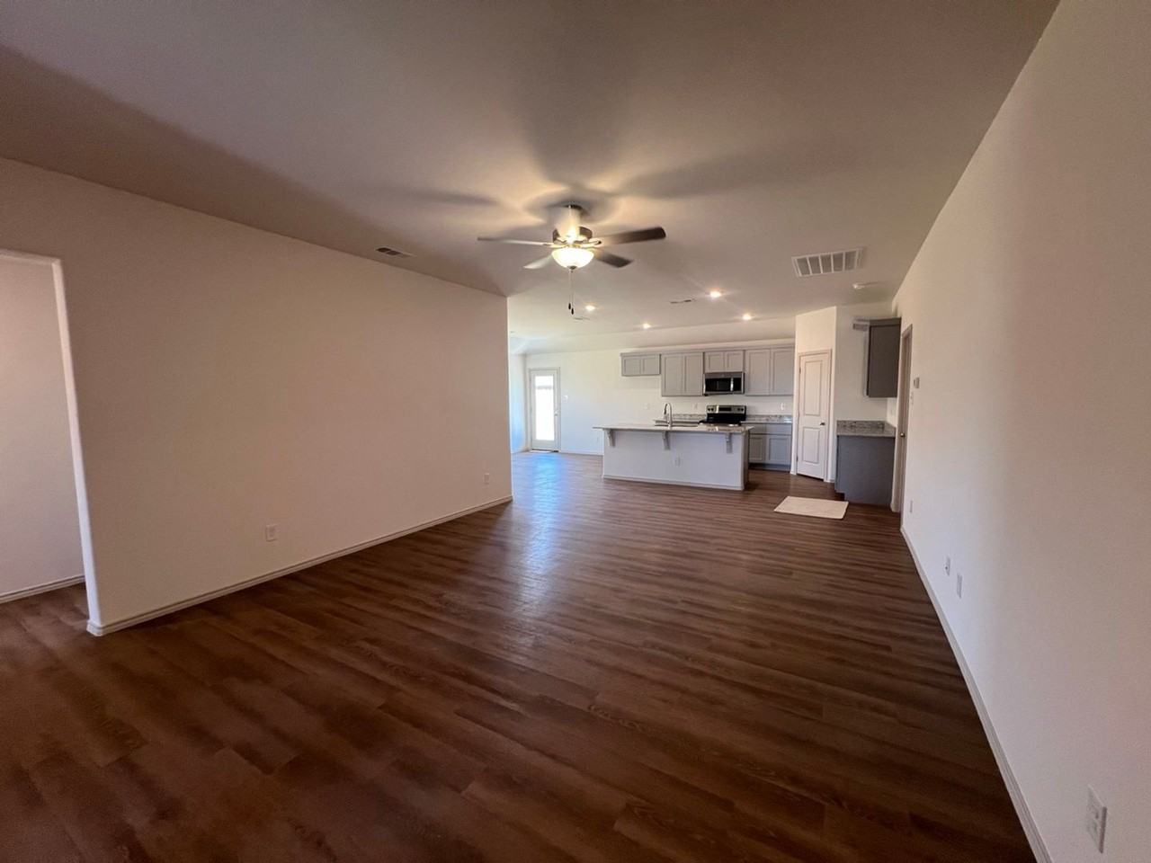 8406 E County Road 111 - Photo 2 of 32