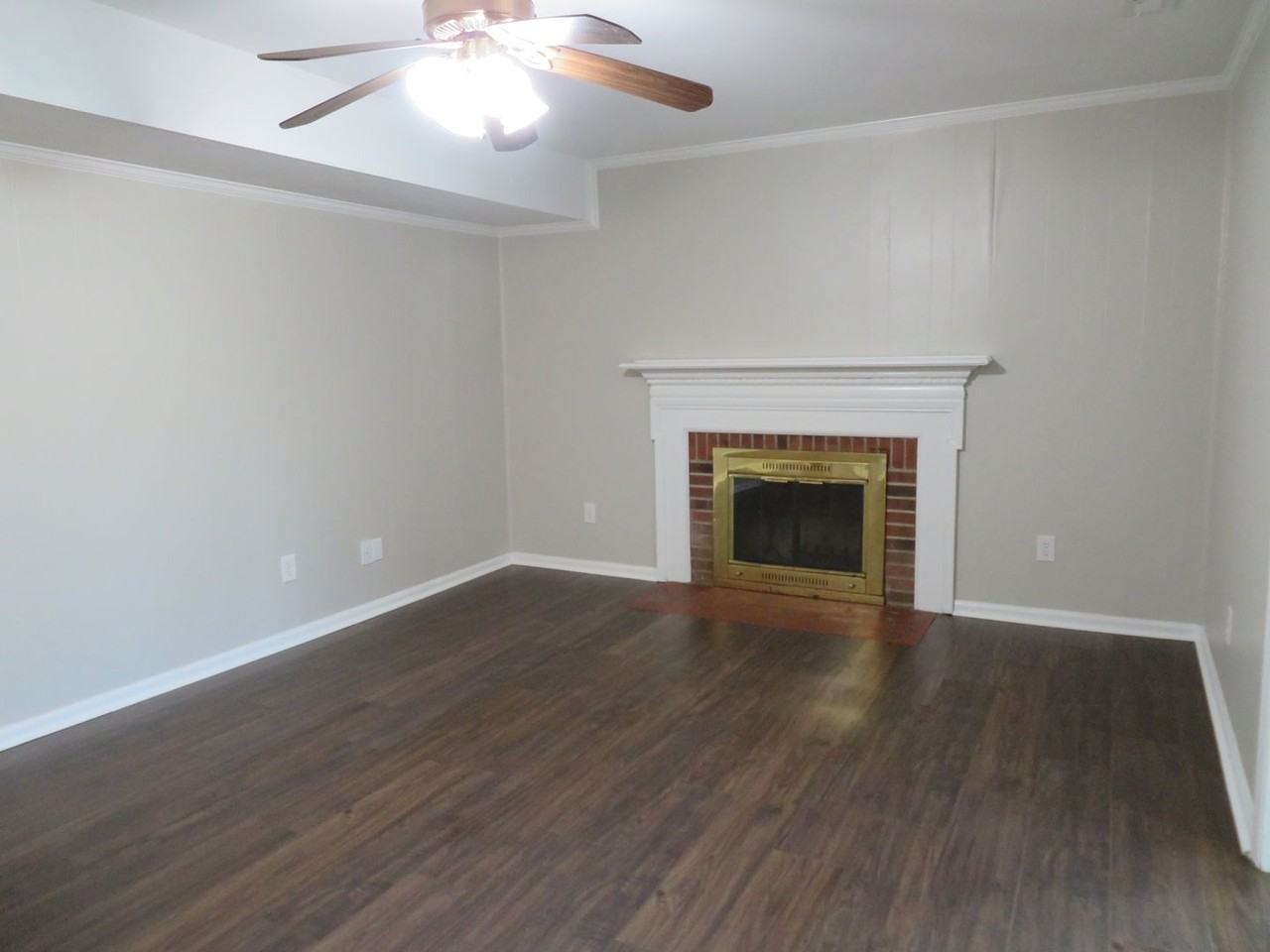 106 Long Bridge Rd - Photo 7 of 20
