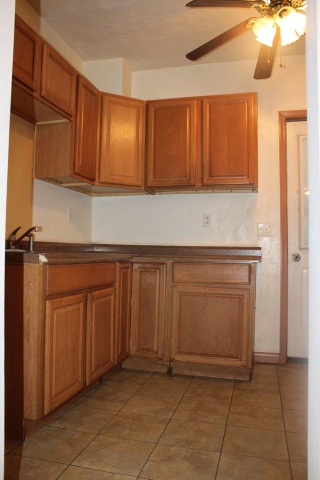 42 Laurel St - Photo 2 of 12