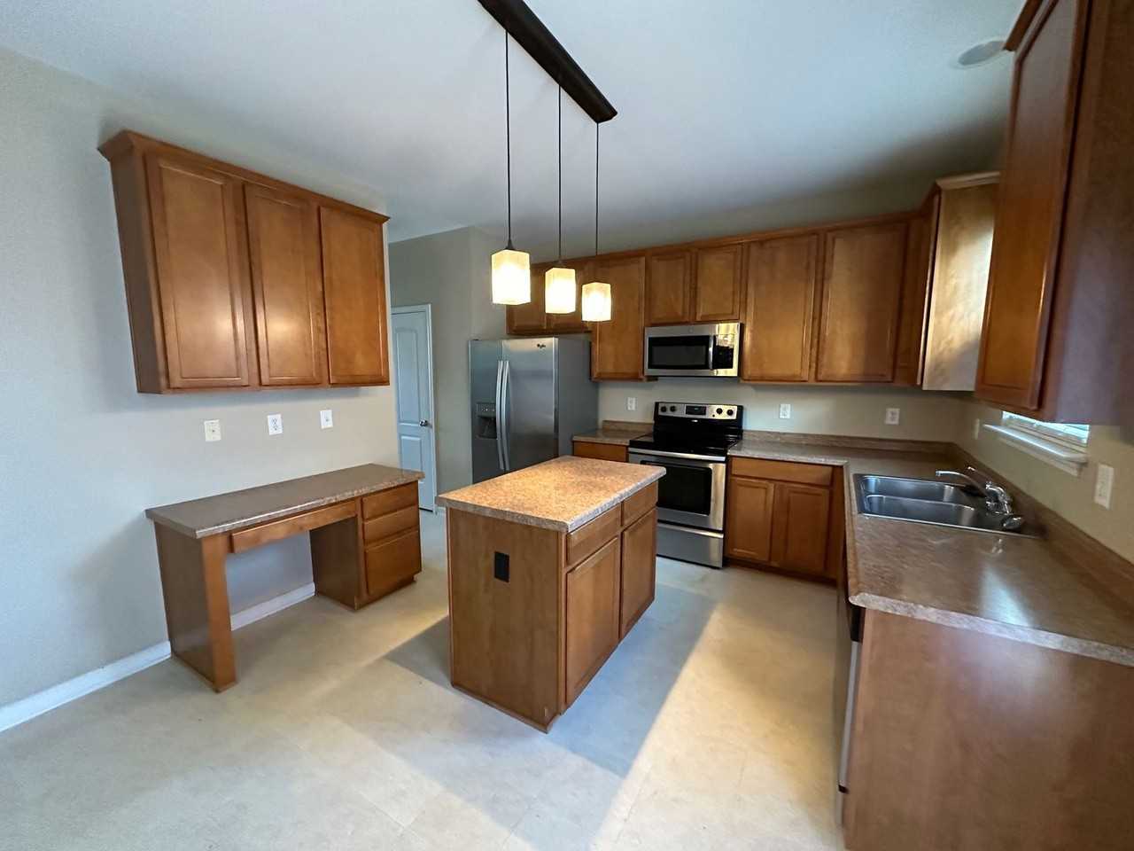 1203 Castle Pines Dr - Photo 6 of 28