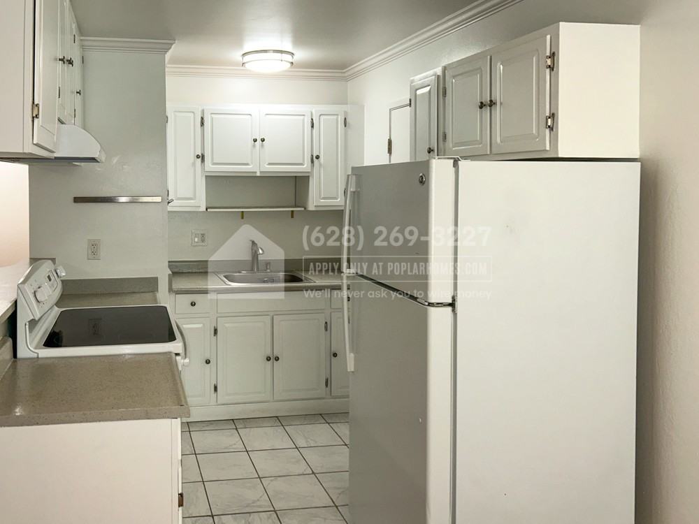 229 Gambetta St - Photo 3 of 18