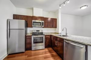 featured image of 532 532 E Main St.