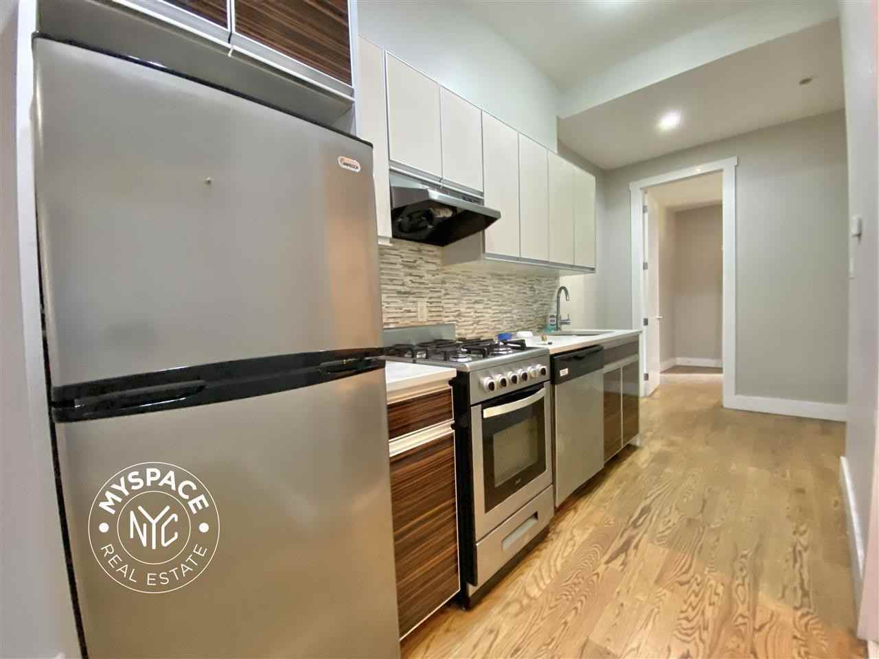 126 Melrose St #1R - Photo 7 of 11