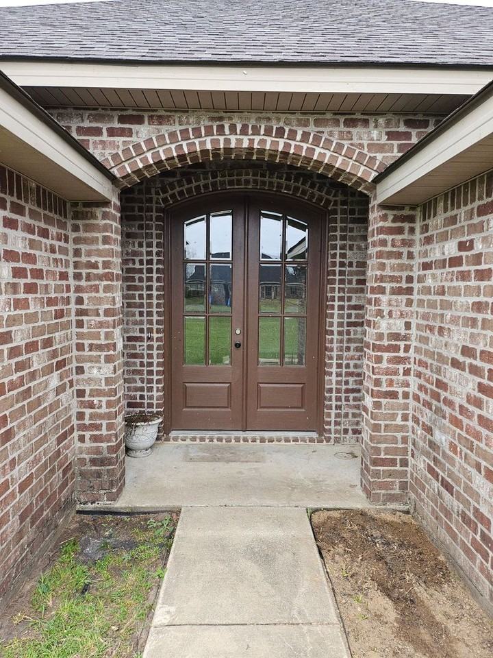 121 Eagle Point Rd - Photo 3 of 32