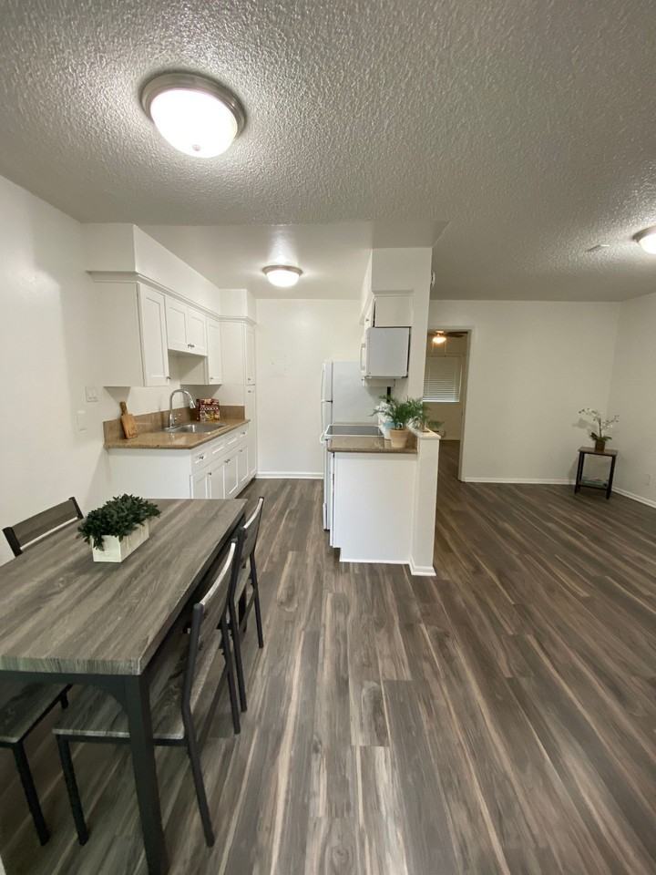 Alta Redwoods Terrace - Photo 2 of 12