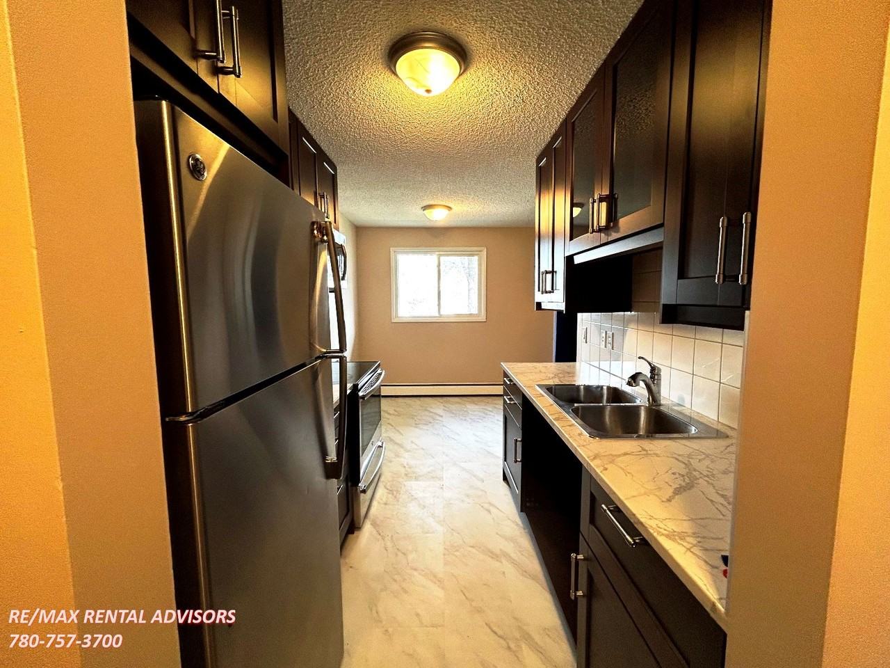 #301 10149 83 Avenue Northwest - Photo 2 of 12